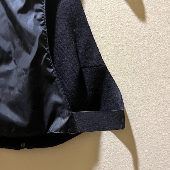 Prada | Muscle Puffer Vest with Tie - Picture 5 of 6